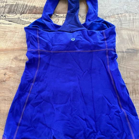 Lululemon blue tank, size 6 - Picture 2 of 4